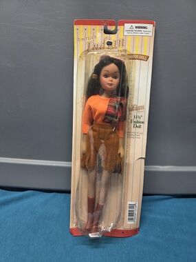 Vintage American Indian Beauty Fashion Doll